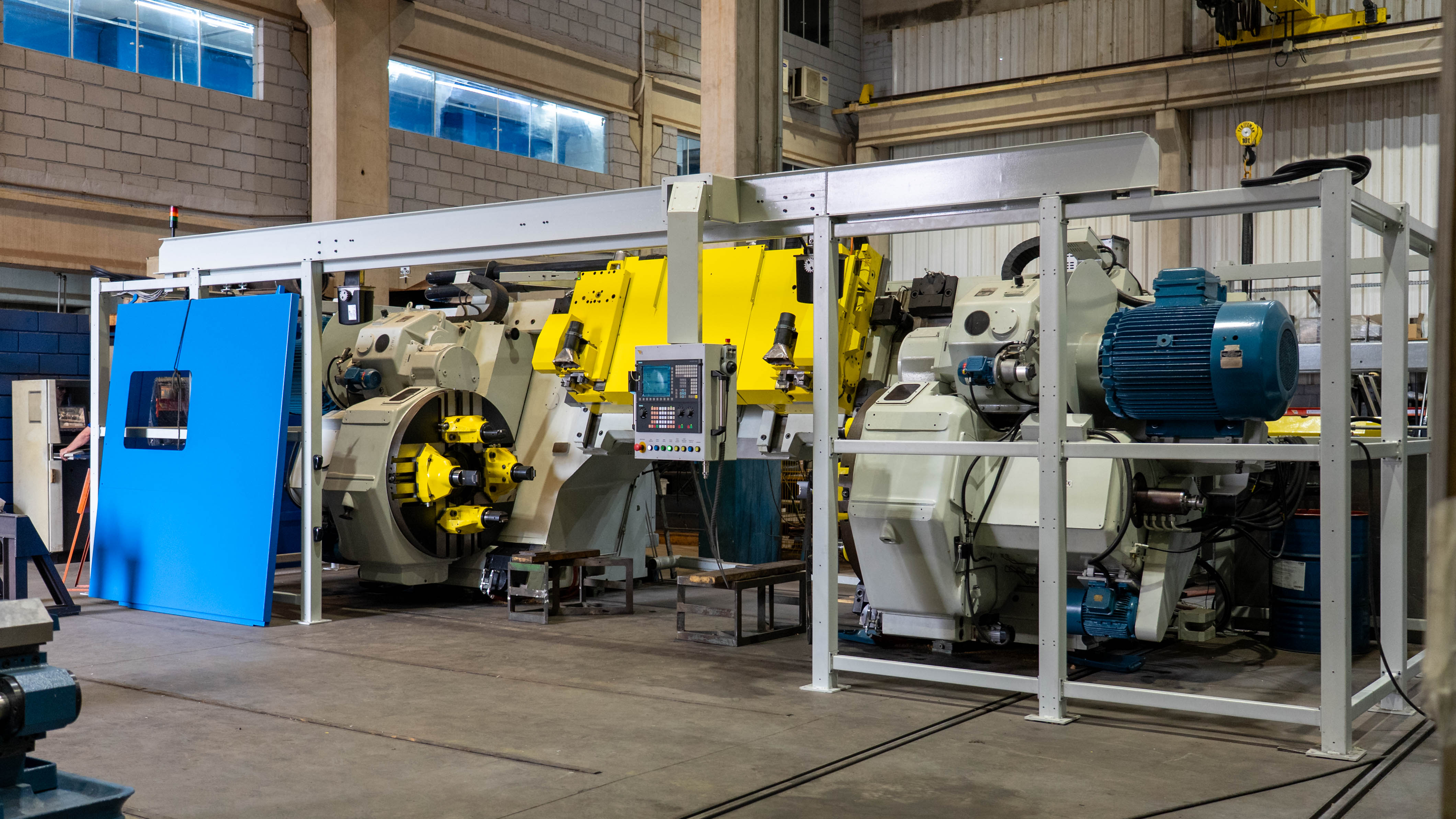 Máquina industrial reformada pelo Grupo CNC